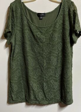 G Collection Green Lace Top Size 1X Short Sleeve Round Neck Lined